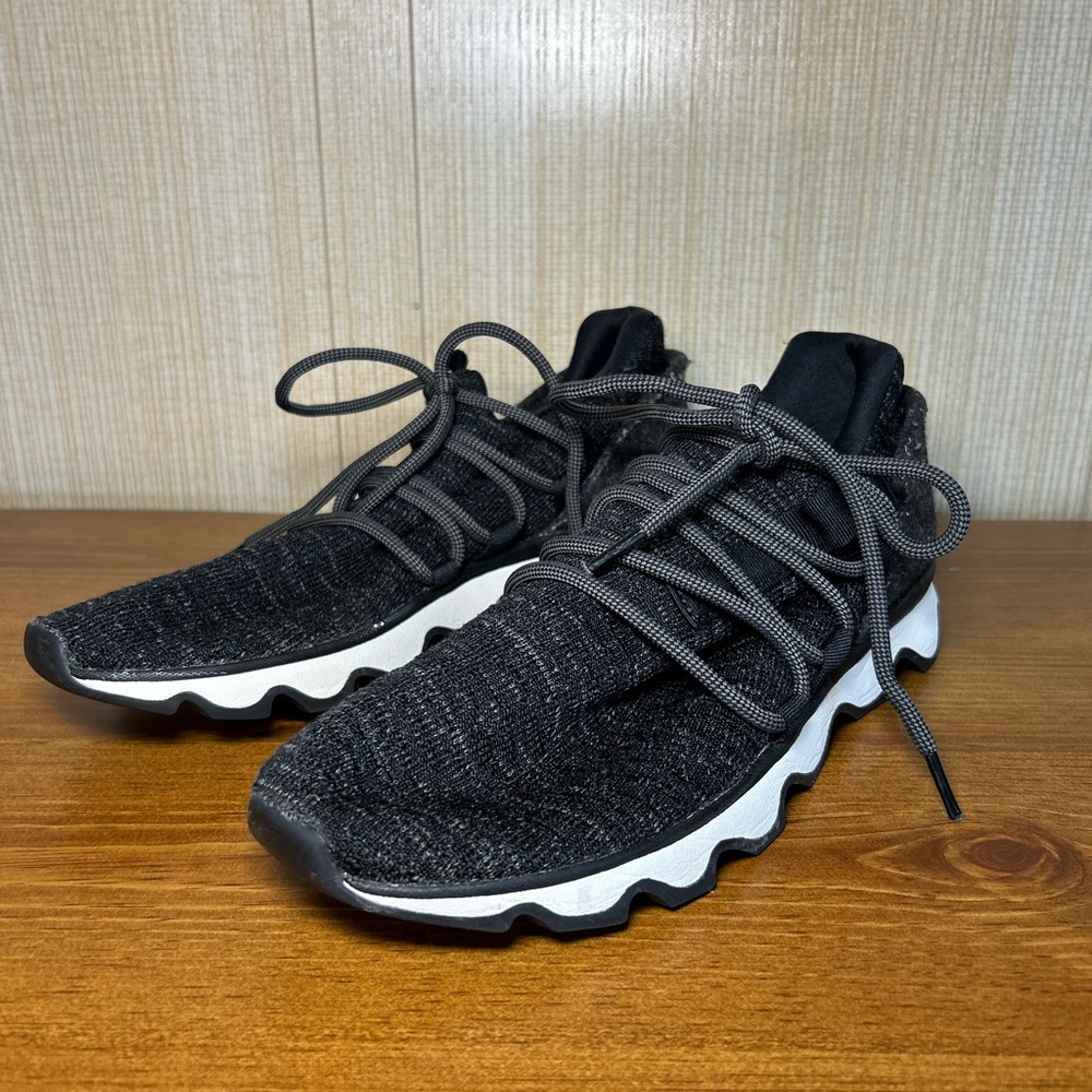 Women’s Sorel Knit Kinetic Sneaker Charcoal/Black Size 10.5